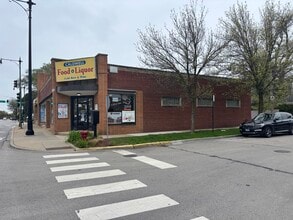 4132-4138 W Peterson Ave, Chicago, IL à louer Photo de l’immeuble– Image 1 sur 3