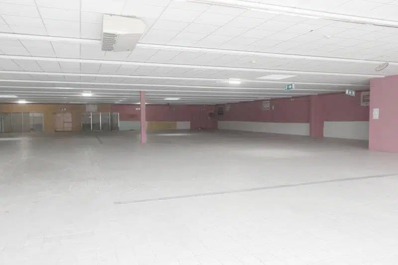 Local commercial dans LA NEUVILLETTE à louer - Photo intérieure – Image 2 sur 8