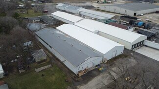 Plus de détails pour 610 W 9th Ave, Monmouth, IL - Local d'activités à louer
