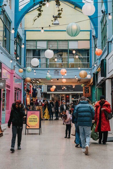 1-44 Market Row, Londres à louer - Photo de l’immeuble – Image 3 sur 4