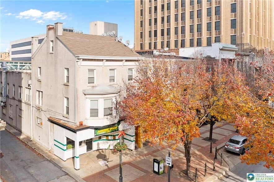 915 W Hamilton St, Allentown, PA à vendre - Photo de l’immeuble – Image 2 sur 39