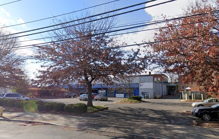 513 Boston Ave, Bridgeport, CT à louer - Photo principale – Image 2 sur 2