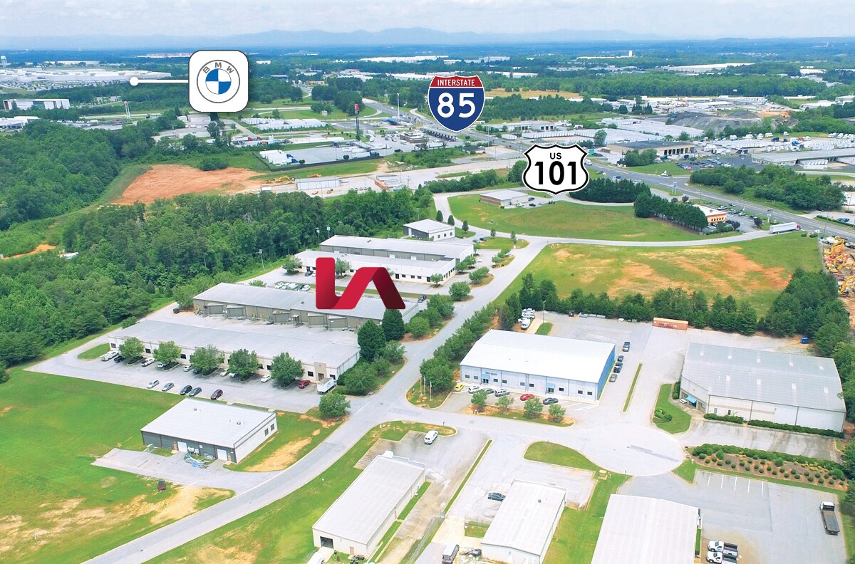 316 Business Pky, Greer, SC à louer Photo de l’immeuble– Image 1 sur 5