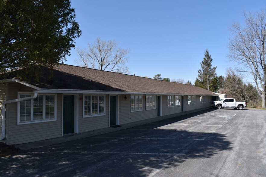 2662 E US Route 20 East, Cazenovia, NY à vendre - Photo de l’immeuble – Image 3 sur 6