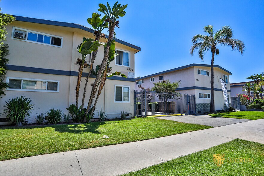 6944-6954 Coldwater Canyon Ave, North Hollywood, CA à vendre - Photo de l’immeuble – Image 3 sur 30