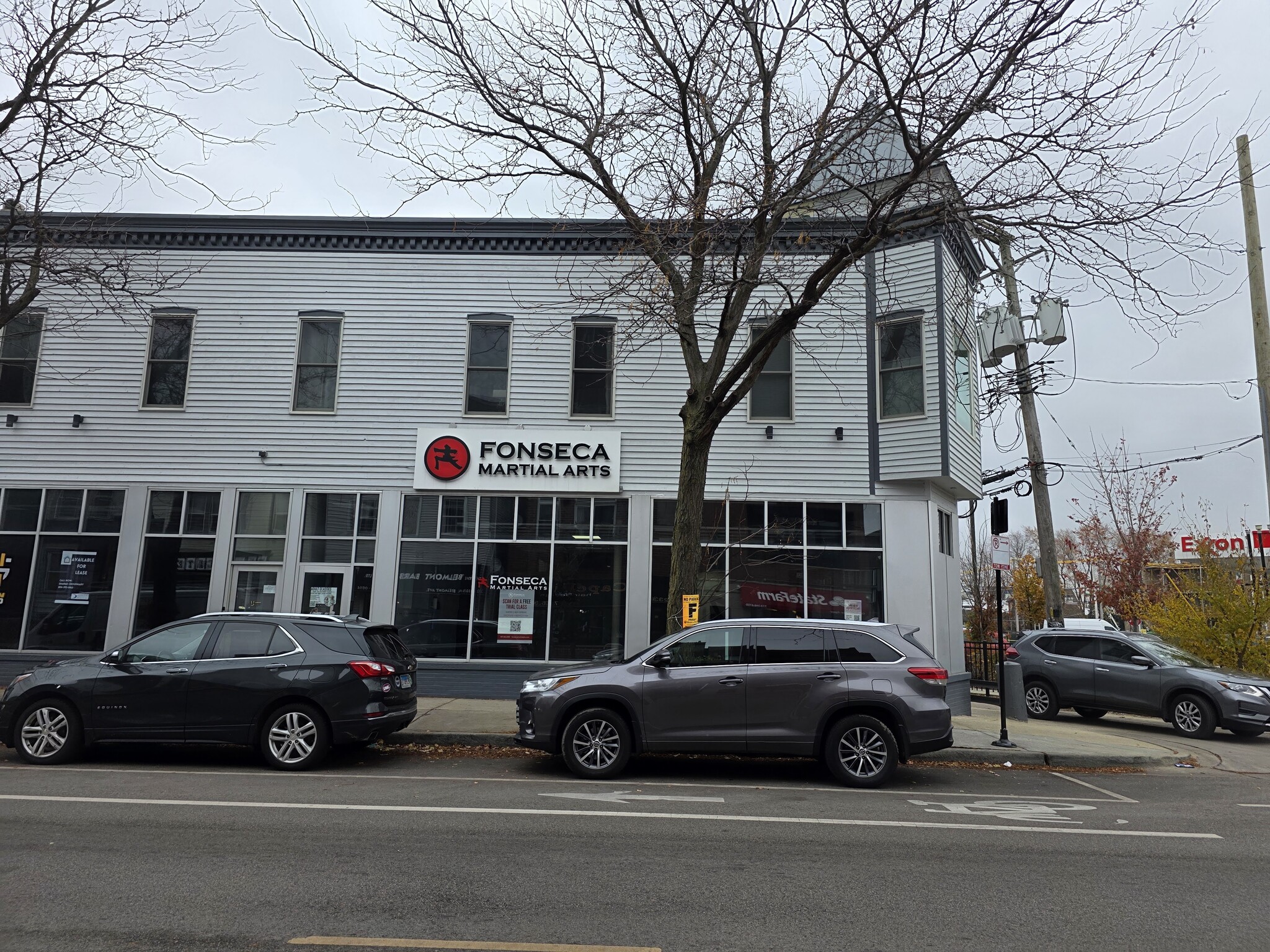 2329 W Belmont Ave, Chicago, IL à louer Photo intérieure– Image 1 sur 22