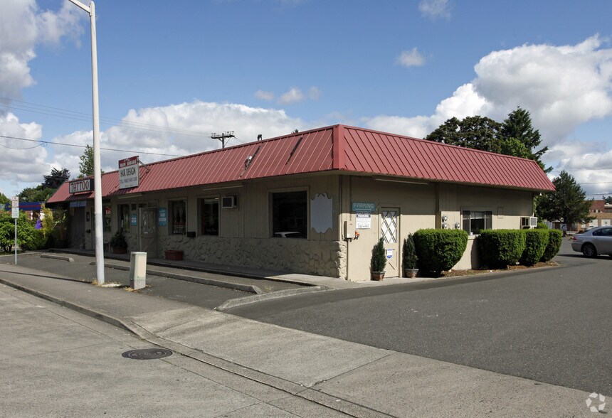 1000 N Main Ave, Gresham, OR à louer - Photo de l’immeuble – Image 3 sur 7
