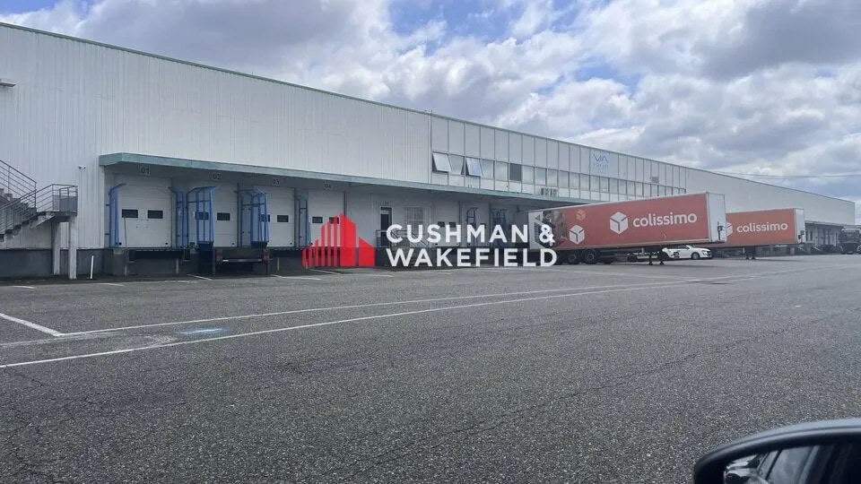 Industriel/Logistique dans Toulouse à louer - Photo de l’immeuble – Image 3 sur 4