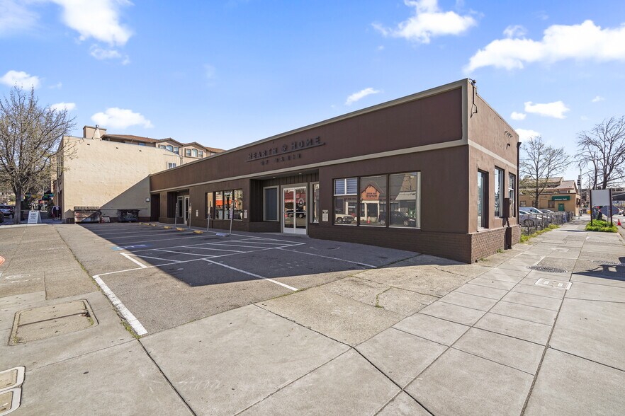 902-906 Lincoln Ave, San Rafael, CA à louer - Photo de l’immeuble – Image 2 sur 9