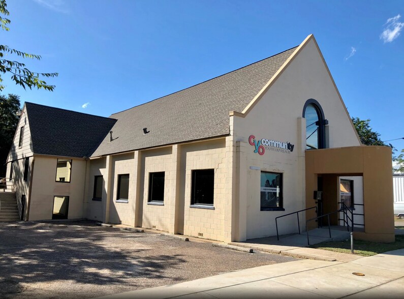 729 N Frazier St, Conroe, TX à vendre - Photo de l’immeuble – Image 1 sur 19