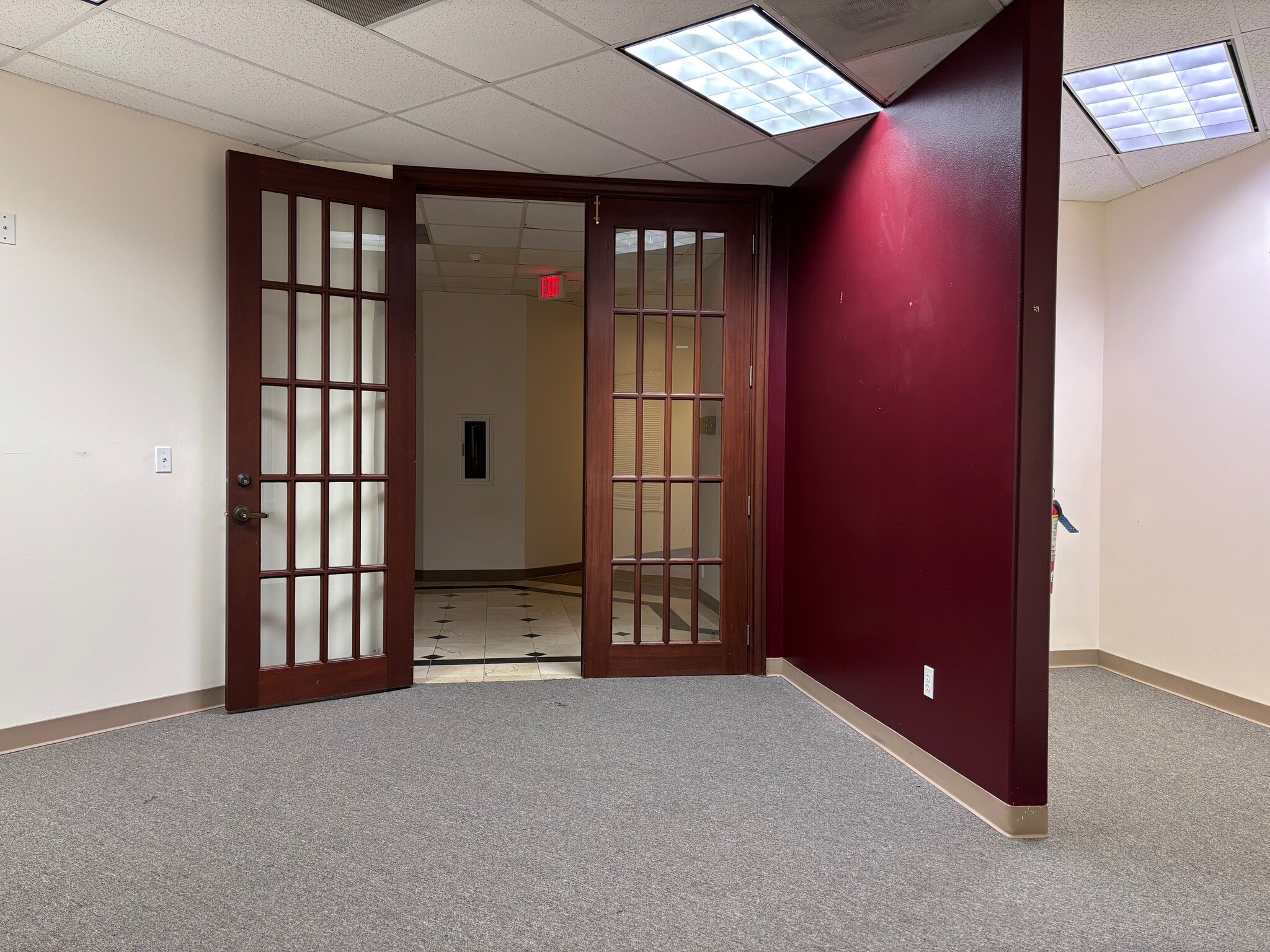 6302 W Broadway St, Pearland, TX à louer Photo de l’immeuble– Image 1 sur 6
