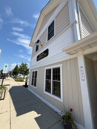 Plus de détails pour 447 S Water St, Marine City, MI - Bureau à vendre