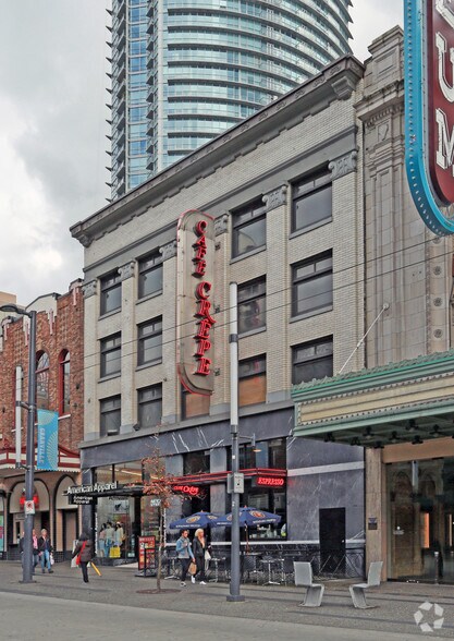 872-874 Granville St, Vancouver, BC à louer - Photo de l’immeuble – Image 2 sur 2