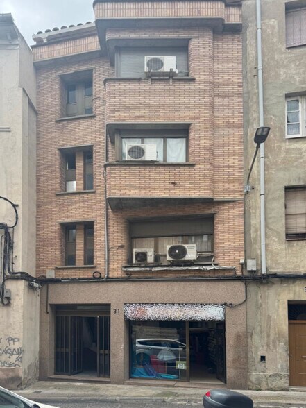 Edificios Carrer Cos portefeuille de 3 biens à vendre sur LoopNet.fr - Photo de l’immeuble – Image 3 sur 3