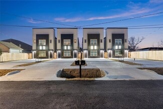 Plus de détails pour 9819 Turnbow St, Houston, TX - Logement à vendre
