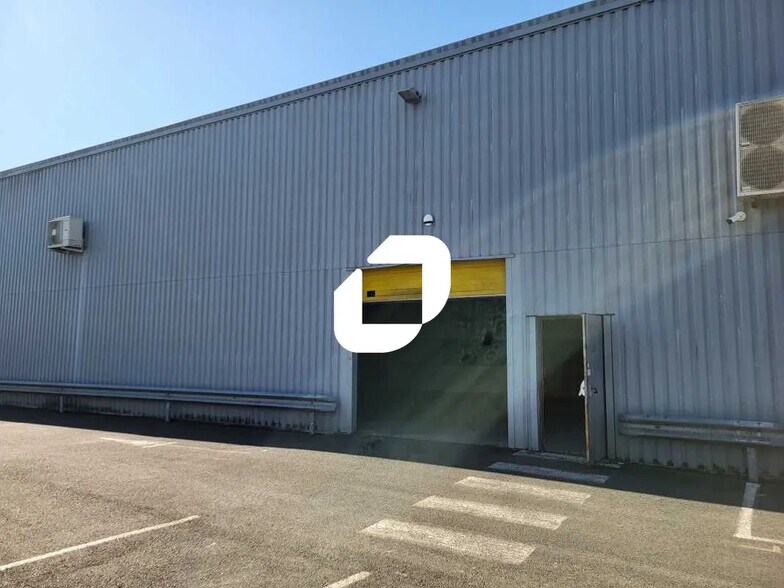 Industriel/Logistique dans Mérignac à louer - Photo de l’immeuble – Image 1 sur 7