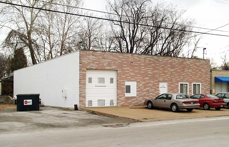 6138 Madison, Berkeley, MO à vendre - Photo principale – Image 1 sur 8