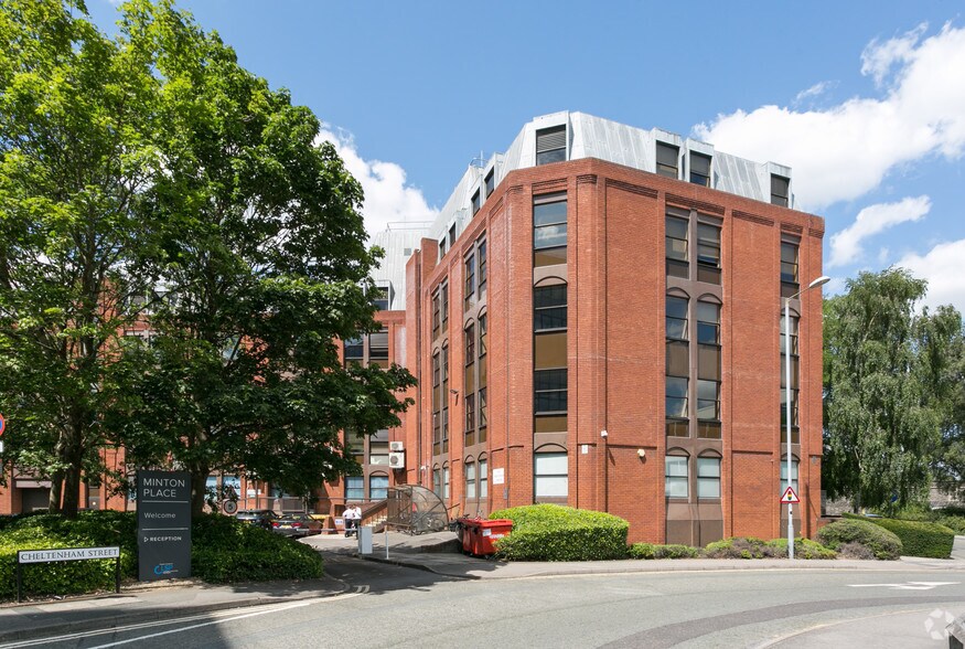 2 Station Rd, Swindon à vendre - Photo de l’immeuble – Image 3 sur 10