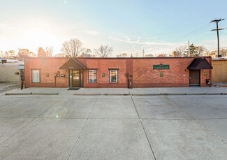 Plus de détails pour 4615-4621 S Wayne Rd, Wayne, MI - Local commercial à vendre