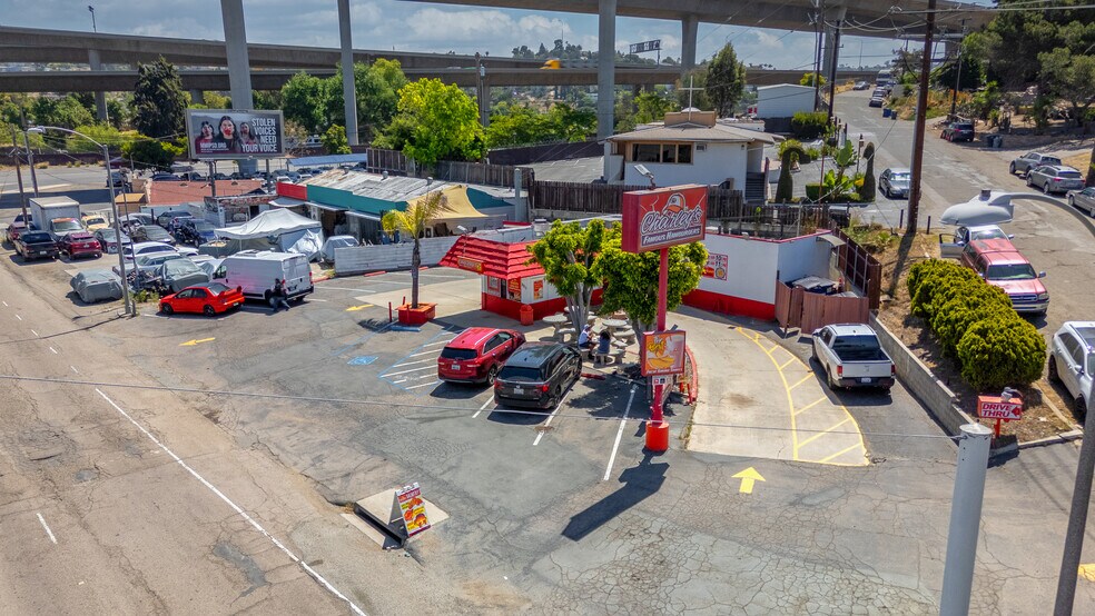 8213 Broadway, Lemon Grove, CA à vendre - Photo de l’immeuble – Image 3 sur 14