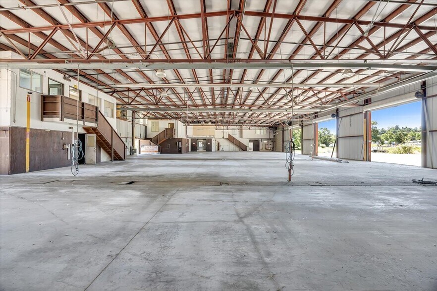 20833 Mechanical Dr, Sonora, CA à louer - Photo de l’immeuble – Image 3 sur 52