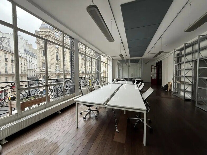 Bureau dans Paris à louer - Photo de l’immeuble – Image 2 sur 7