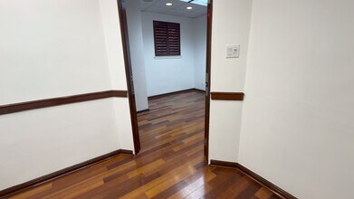 1033 Gayley Ave, Los Angeles, CA à louer - Vidéo sur l’annonce professionnelle 