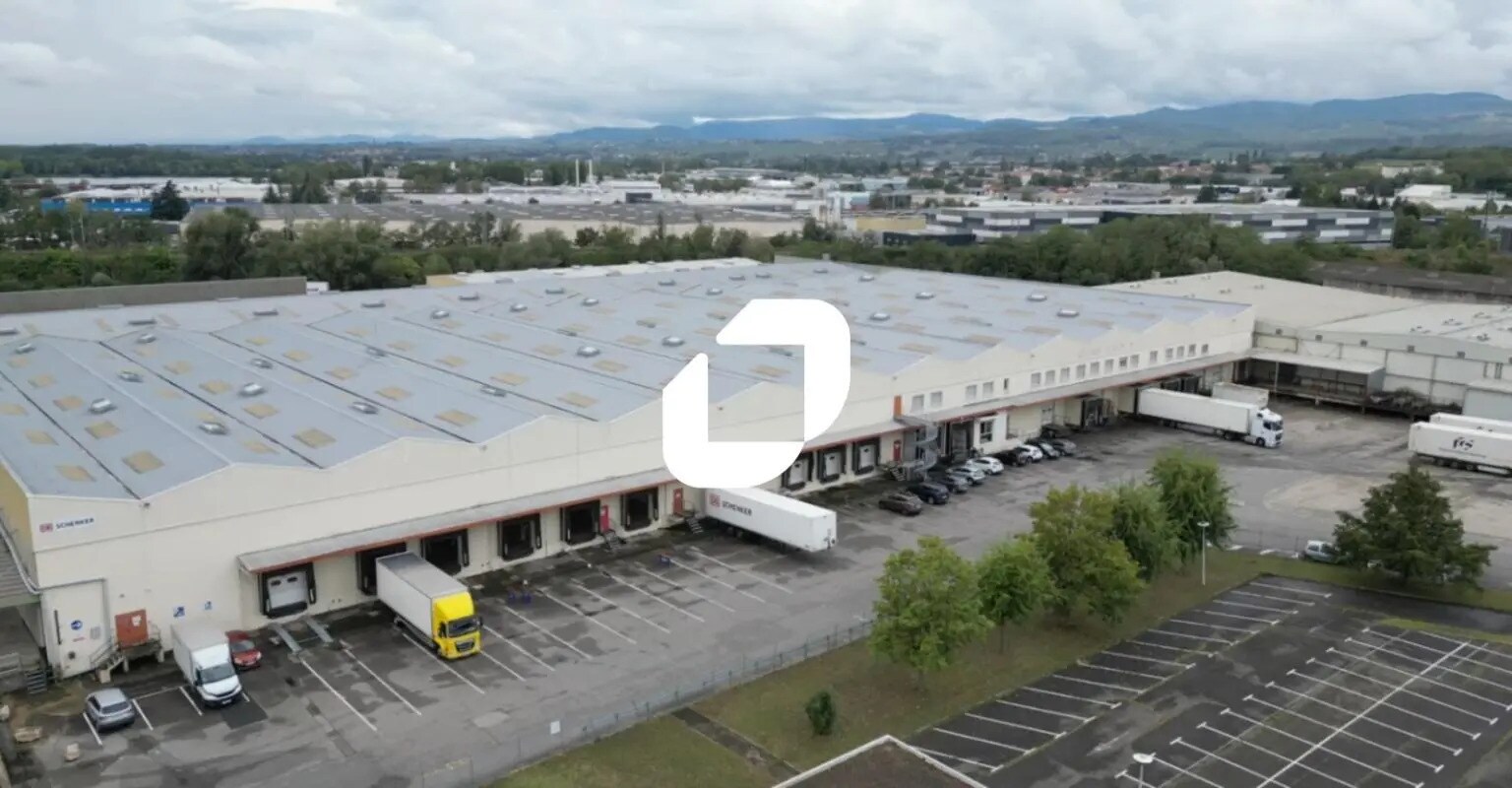 Industriel/Logistique dans  à louer Aérien– Image 1 sur 3