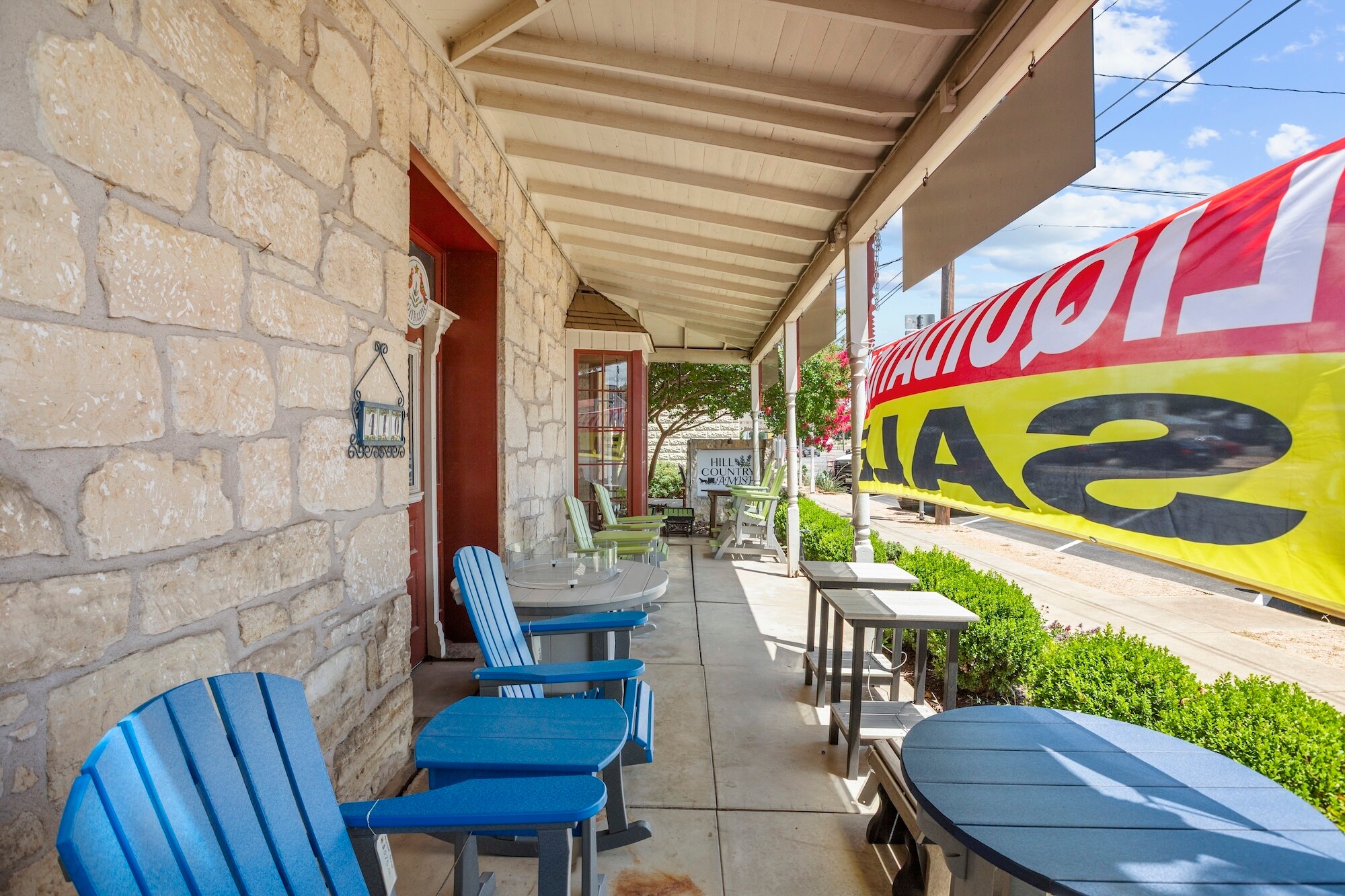 410 W Main St, Fredericksburg, TX à vendre Photo principale– Image 1 sur 35