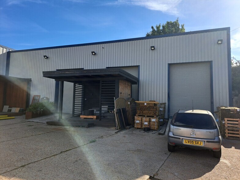 1A-1D Cauldwell Walk, Bedford à louer - Photo de l’immeuble – Image 2 sur 2