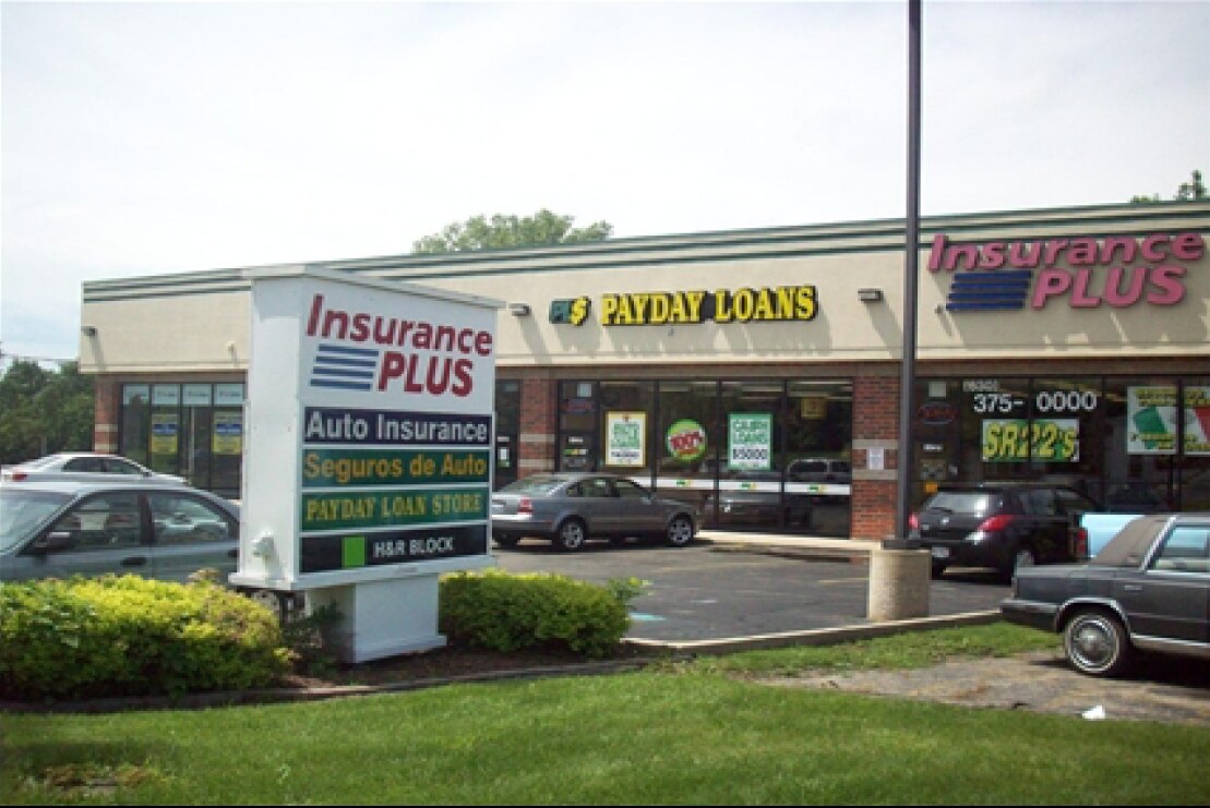954 E New York St, Aurora, IL à louer Photo principale– Image 1 sur 20
