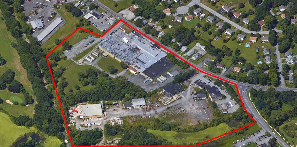 Hudson Valley Industrial Complex portefeuille de 3 biens à vendre sur LoopNet.fr - Photo de l’immeuble – Image 2 sur 9