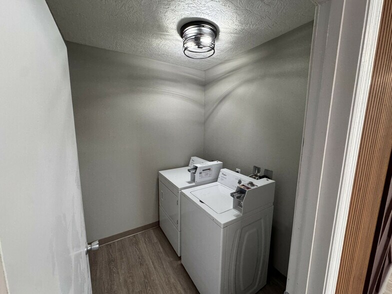 1700 W 33rd St, Sioux Falls, SD à louer - Photo intérieure – Image 2 sur 9