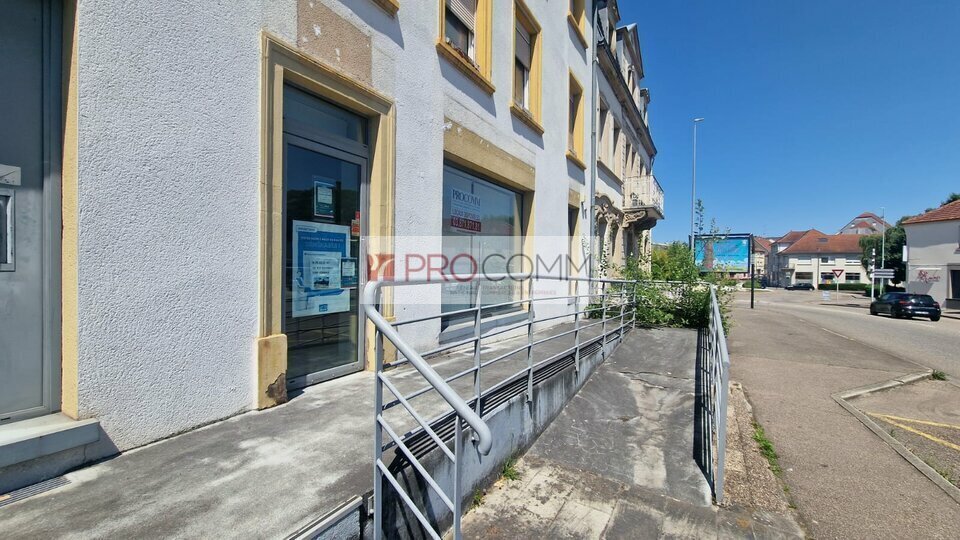 Bureau dans Forbach à louer Photo de l’immeuble– Image 1 sur 11
