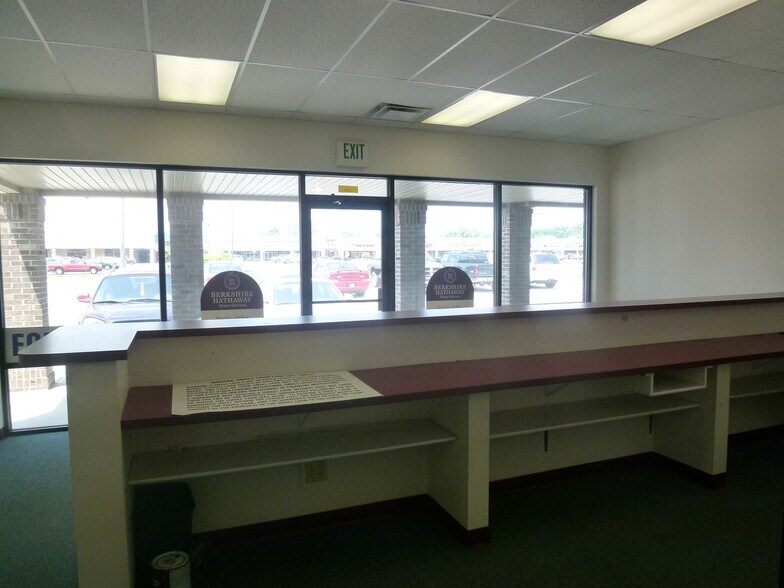1543-1549 Fort Harrison Rd, Terre Haute, IN à louer - Photo intérieure – Image 3 sur 3