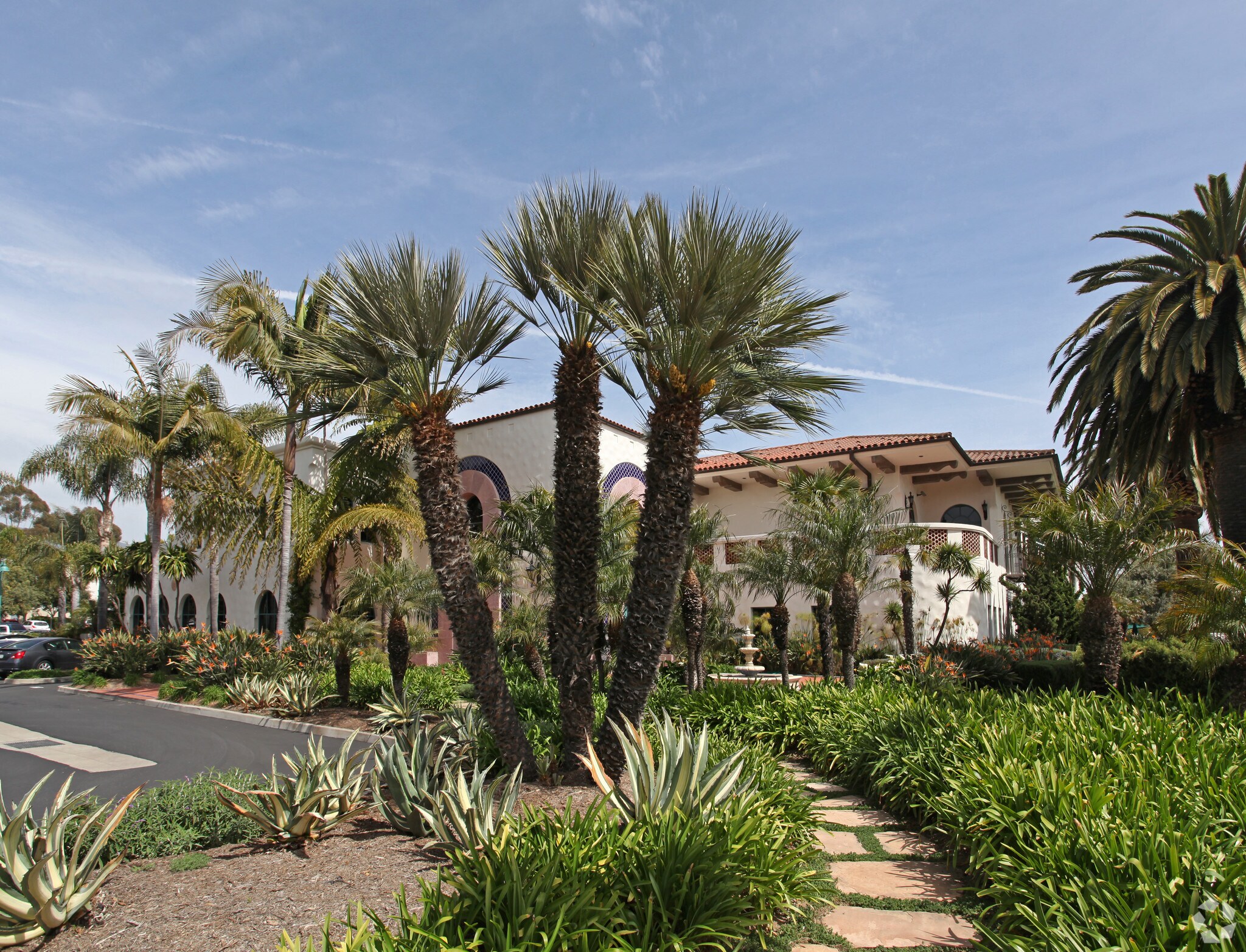 6500 Hollister Ave, Goleta, CA à louer Photo principale– Image 1 sur 42
