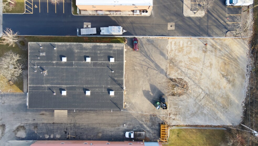 731 Morse Ave, Schaumburg, IL à vendre - Photo de l’immeuble – Image 3 sur 4