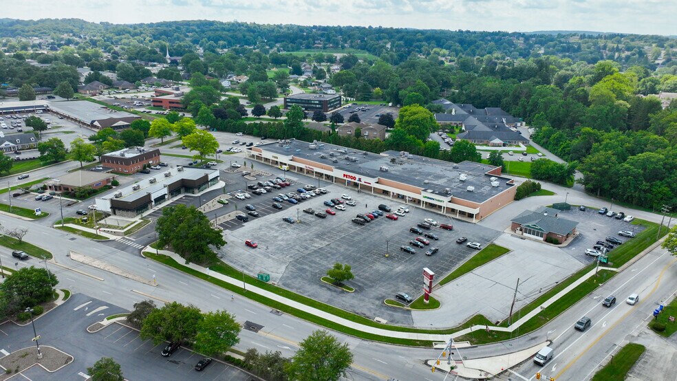 2410-2446 Eastern Blvd, York, PA à louer - Photo de l’immeuble – Image 1 sur 2