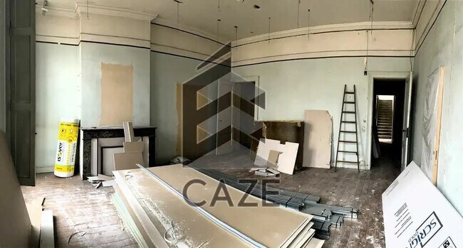 Plus de détails pour Local commercial à vendre