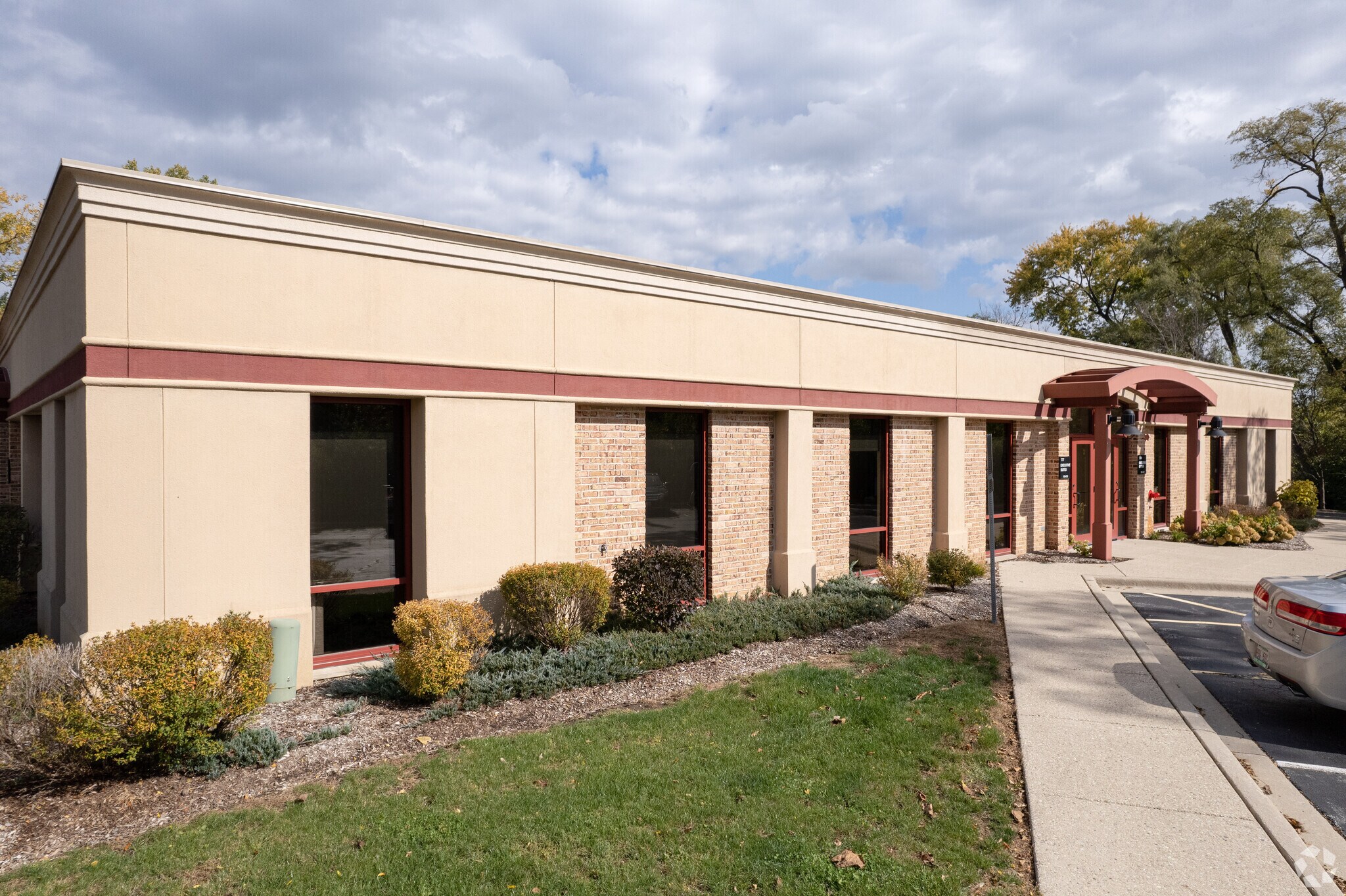 777 Lake Zurich Rd, Barrington, IL à louer Photo principale– Image 1 sur 13