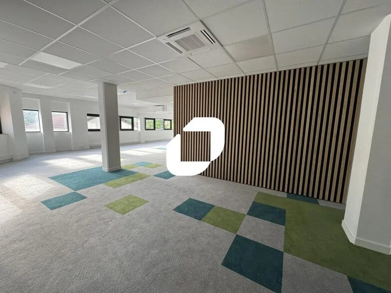 6 Rue Du Docteur Schweitzer, Seyssins à vendre - Photo intérieure – Image 2 sur 11