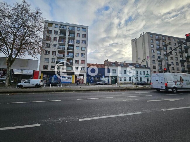 Plus de détails pour Bureau à vendre