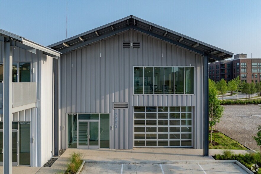 2850 Clinton Dr, Houston, TX à vendre - Photo de l’immeuble – Image 3 sur 5