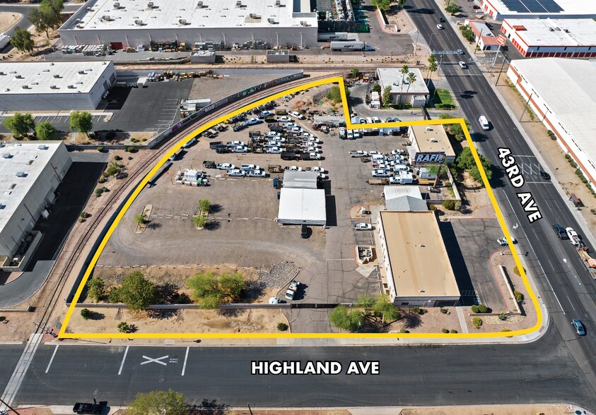 4714 N 43rd Ave, Phoenix, AZ à louer - Photo de l’immeuble – Image 2 sur 5
