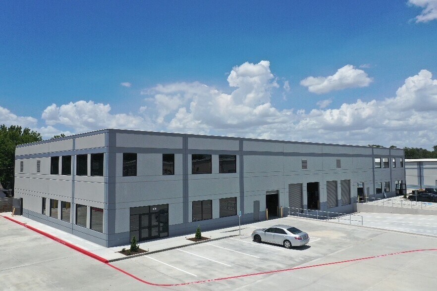 1320 Almeda Genoa Rd, Houston, TX à louer - Photo de l’immeuble – Image 1 sur 10