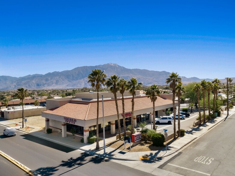 12155 Palm Dr, Desert Hot Springs, CA à louer - Photo principale – Image 1 sur 10
