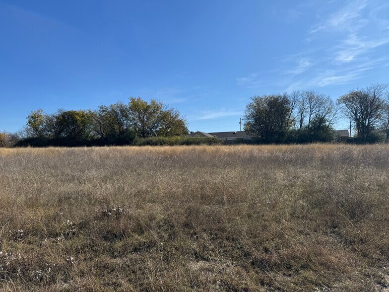 6352 Bonnie View Rd, Dallas, TX à vendre - Autre – Image 3 sur 9
