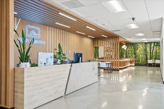 783-785 Broadway Ave, Redwood City, CA à louer Photo intérieure– Image 1 sur 9