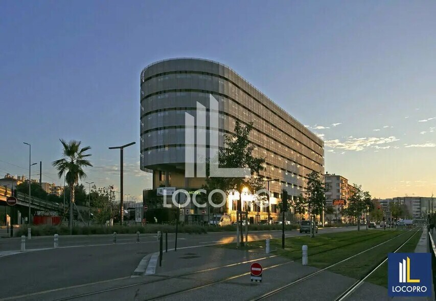 Bureau dans Nice à louer - Photo de l’immeuble – Image 1 sur 12