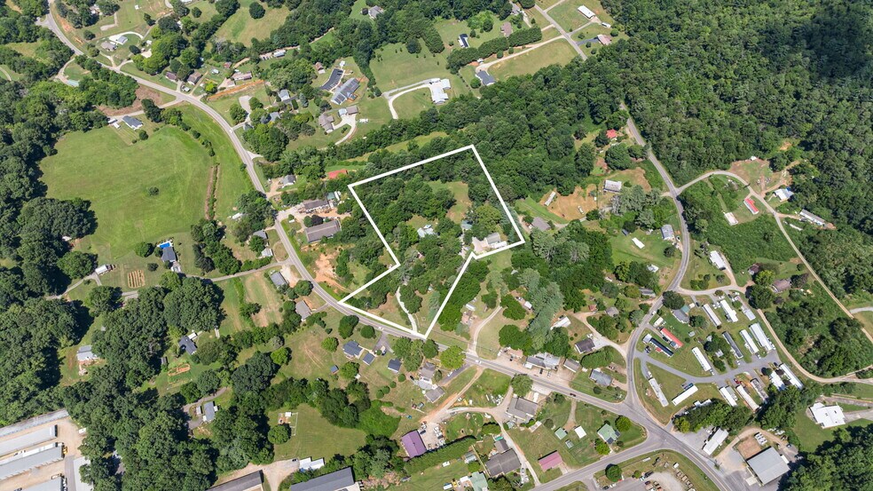 1689 Old Murphy Rd, Franklin, NC à vendre - Photo de l’immeuble – Image 3 sur 32